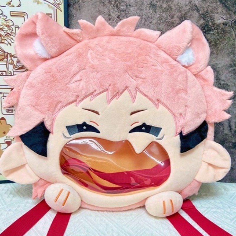 Jujutsu Kaisen Plush Backpack  - مراجعة Anime Convention Merchandise وسعره
