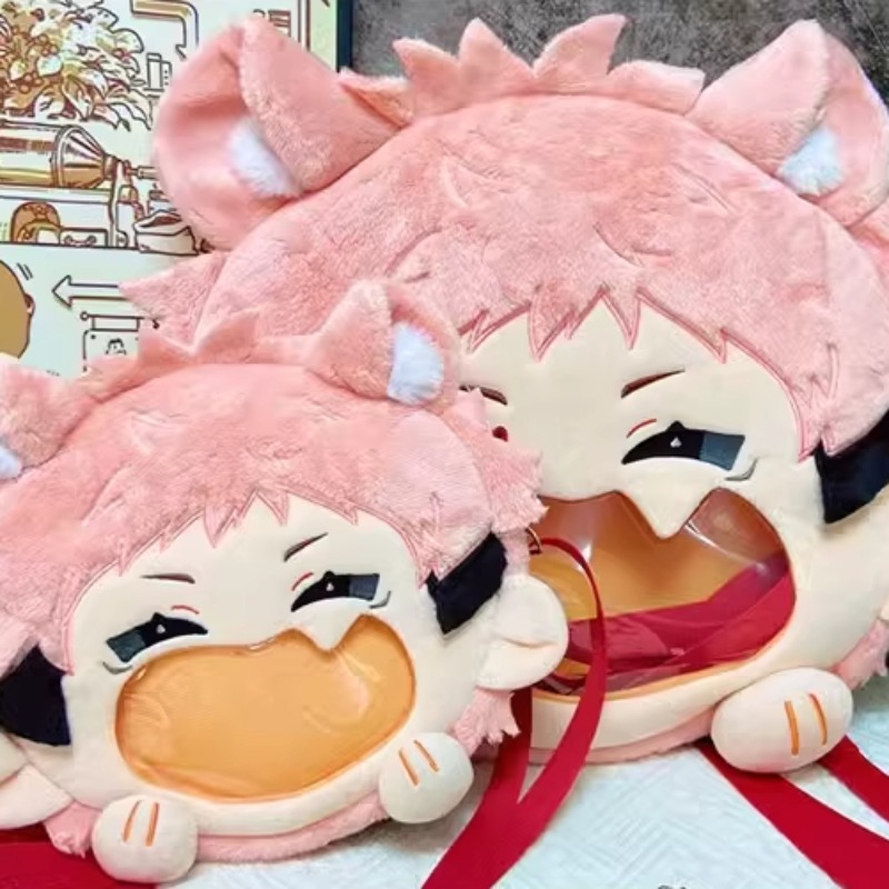 Jujutsu Kaisen Plush Backpack  - مراجعة Anime Convention Merchandise وسعره