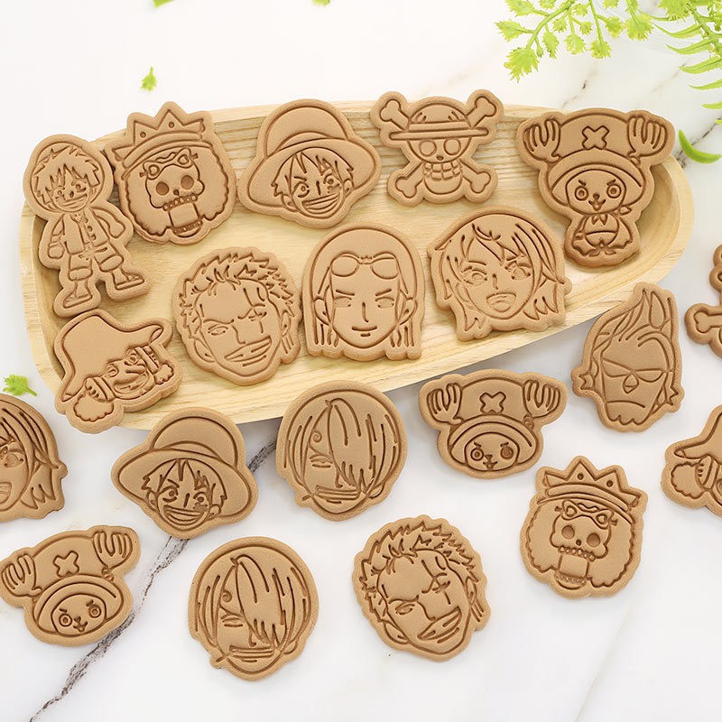 One Piece Cooking Mold  Luffy  - مراجعة Zoro Anime Merchandise وسعره